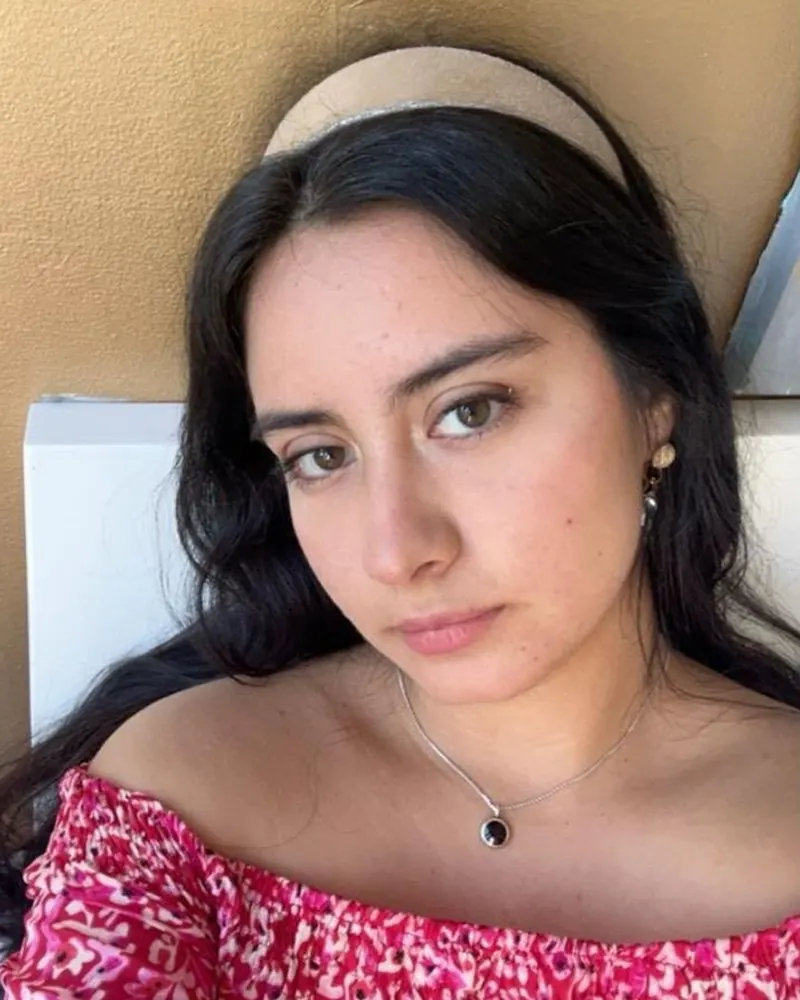 Antes: selfie original de una Clienta Fundadora